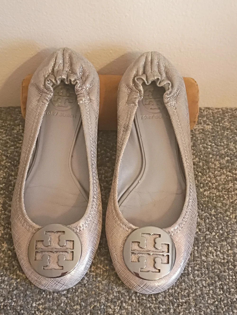 Tory Burch Metallic Silver Logo Ballet Flats - Women's